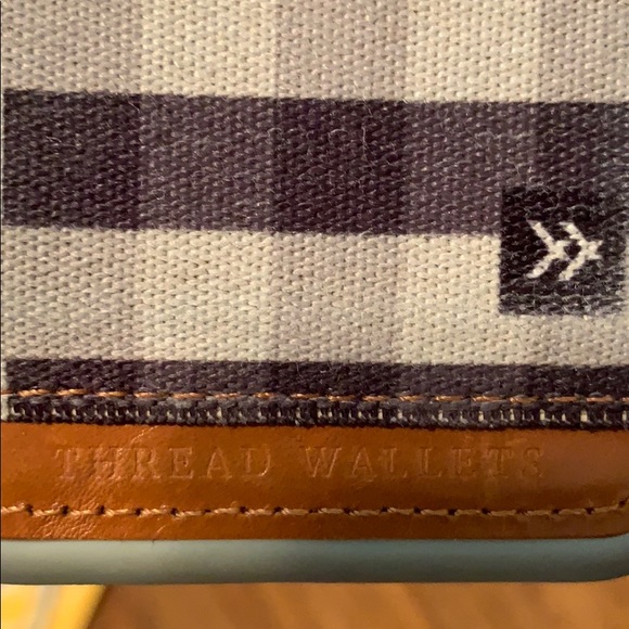 Thread wallet case - Picture 3 of 3